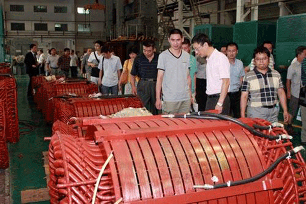 西安泰富西瑪高效節(jié)能電機(jī)在石油化工企業(yè)節(jié)能應(yīng)用。