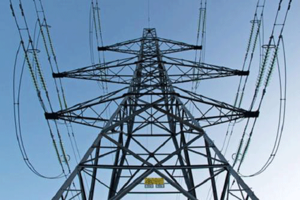 YRKK高壓電機必須承受多大的電壓？
