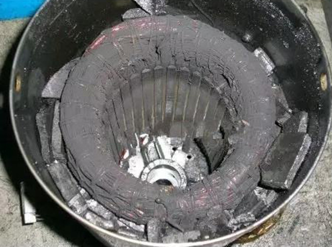 可能導(dǎo)致低壓電機(jī)燒毀的原因有哪些？
